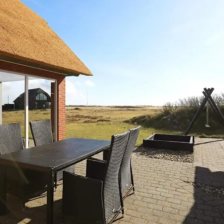 Three-bedroom Holiday In 44 Holiday home Blavand