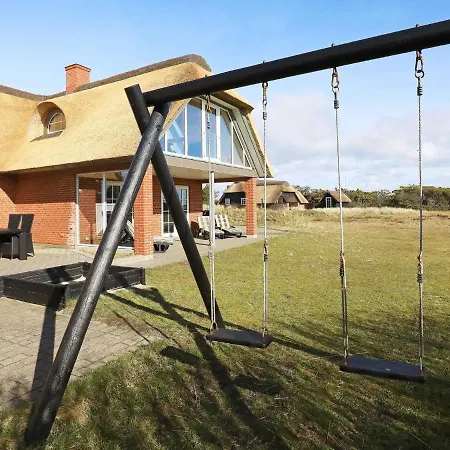 Three-bedroom Holiday In 44 Holiday home Blavand